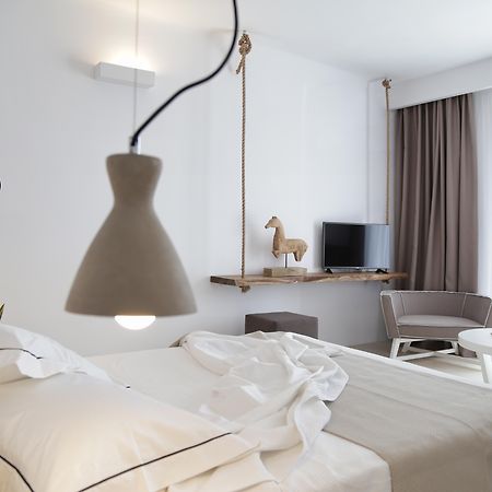 Livin Mykonos Hotel - Adults Only Mykonos Town Екстериор снимка